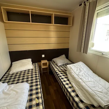 Mobil-home 4 Couchages 016 *